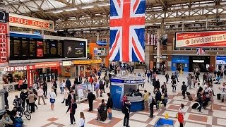 A Walk Through The London Victoria Station London England [upl. by Corneille]